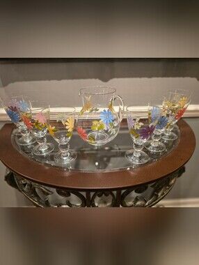 Vintage Daisy Pitcher 8 Matching Glasses Stemware